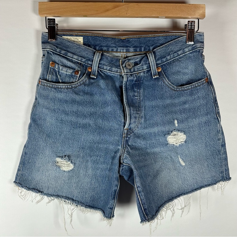Levi’s 501 denim shorts